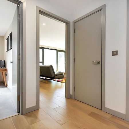 Esquire Apartments Ealing Londen Buitenkant foto