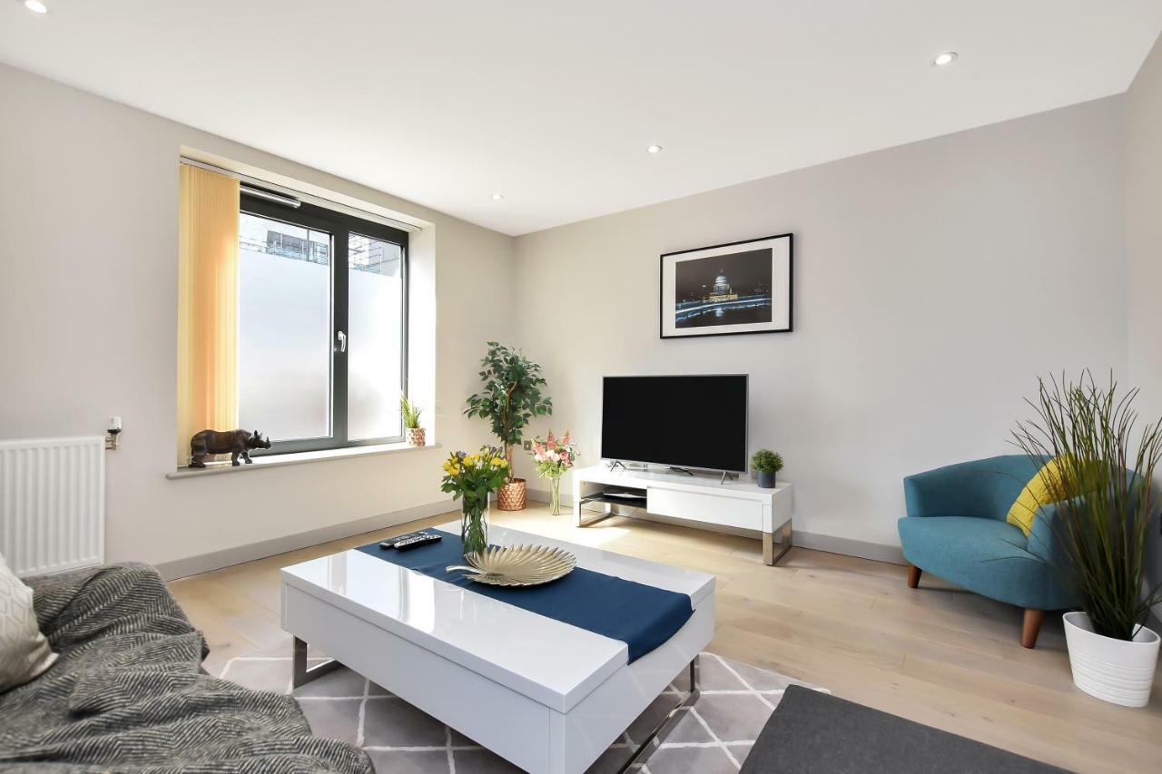 Esquire Apartments Ealing Londen Buitenkant foto