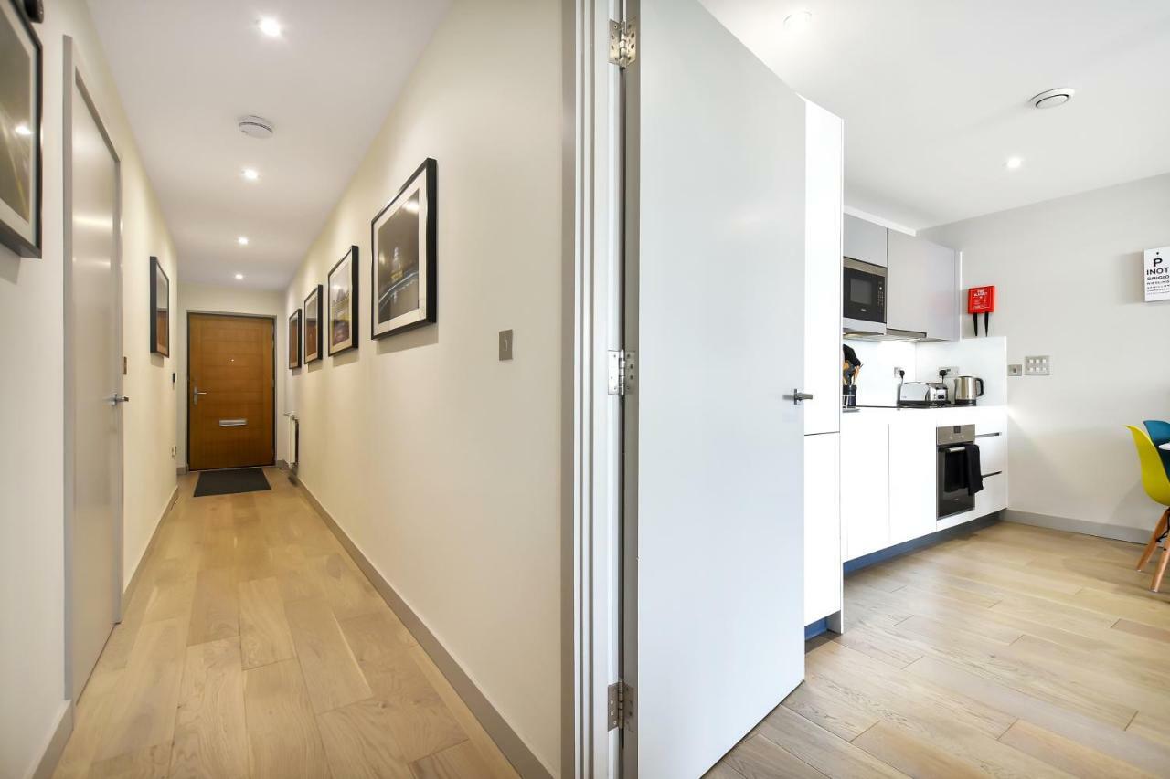 Esquire Apartments Ealing Londen Buitenkant foto